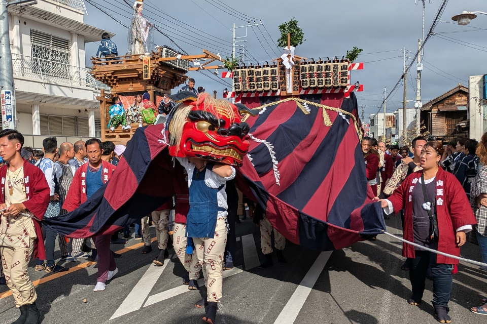 石岡のお祭りの獅子舞・幌獅子とは？「オス」「メス」の見分け方  