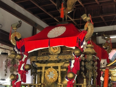 下御霊神社のお祭りの神輿