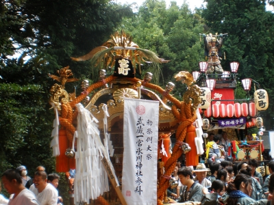 武蔵一の宮氷川神社例大祭の神輿