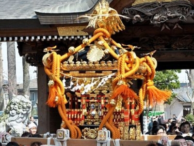 武蔵一之宮小野神社　末社祭りの神輿