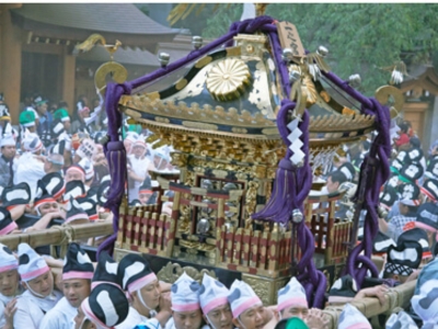 大国魂神社 暗闇祭 の神輿